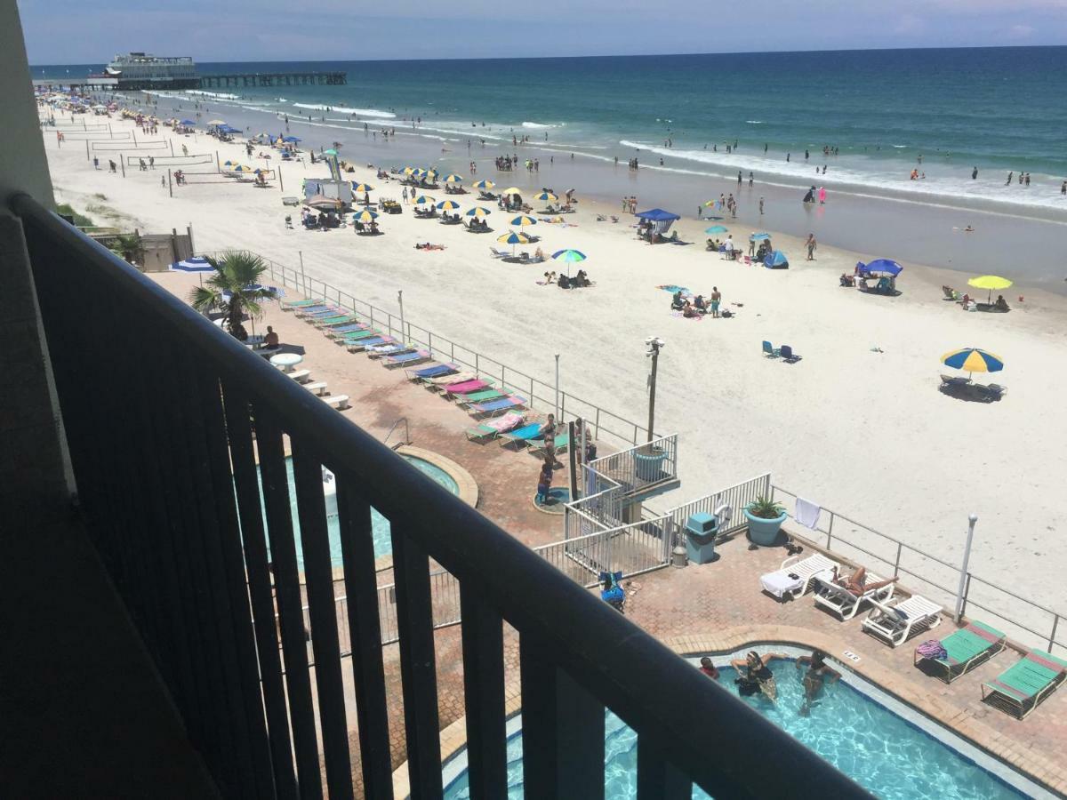 Ocean Breeze - Direct Ocean Front-Pool Is Open Apartment