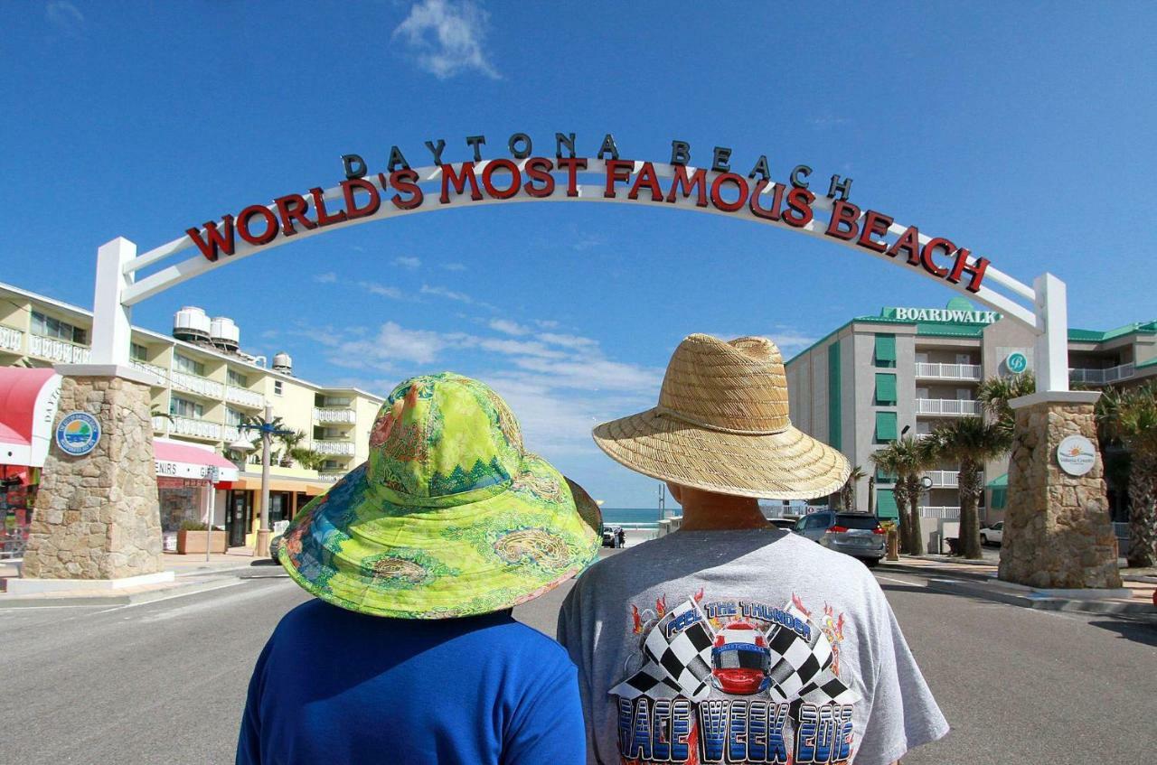 Pirates Cove Unit G22 3* Daytona Beach