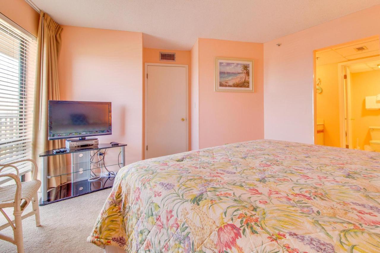 Hotel 1105 Edgewater Tower 3