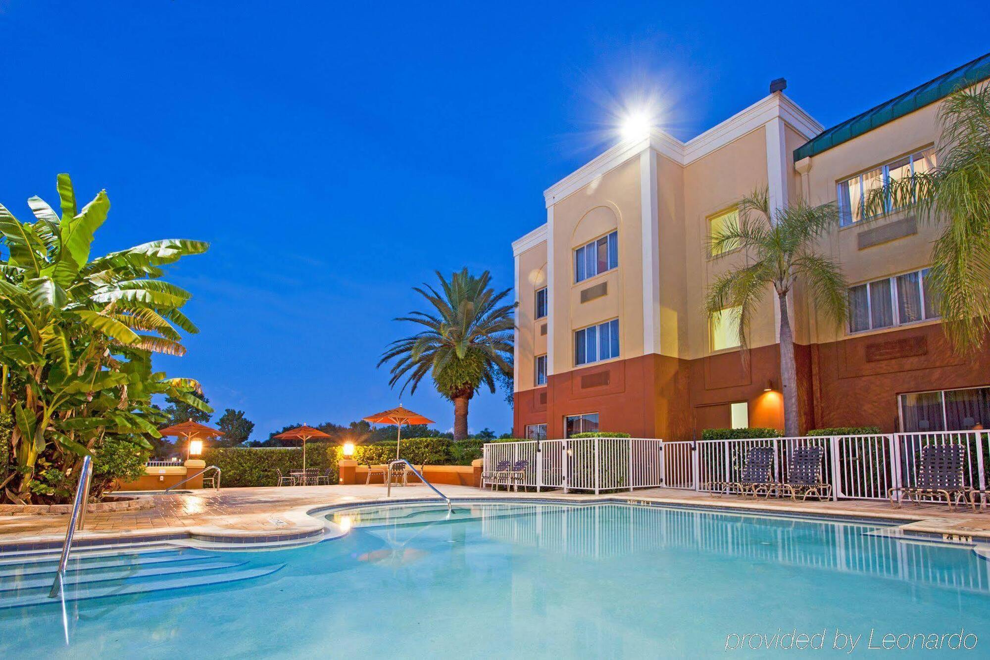 Express Clearwater East - Icot Center By Ihg Hotel Pinellas Park