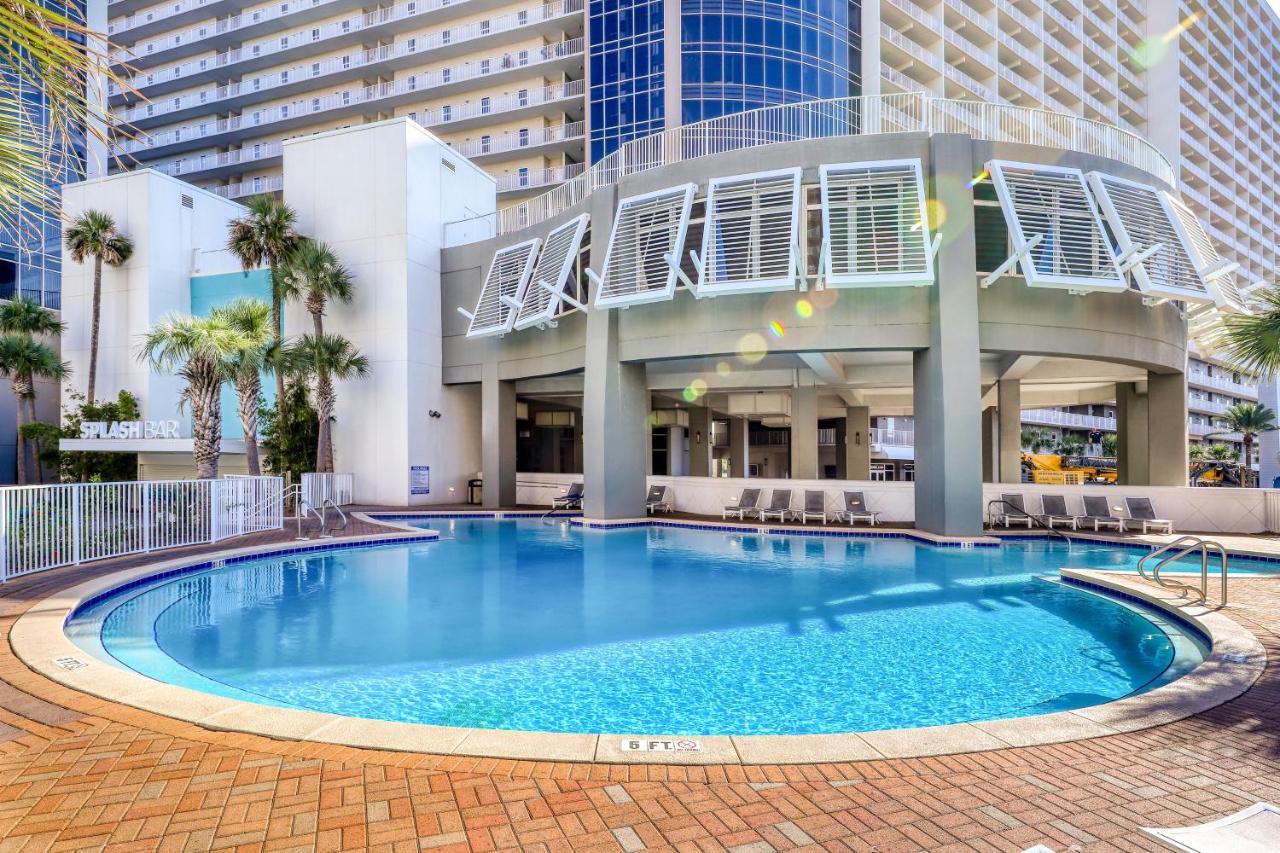 Apartment The Laketown Wharf