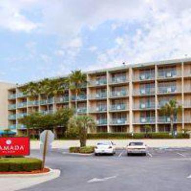 Ramada Downtown Hotel