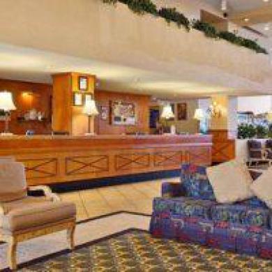 Ramada Downtown Hotel 2*