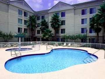 Hilton Garden Airport Hotel 3*