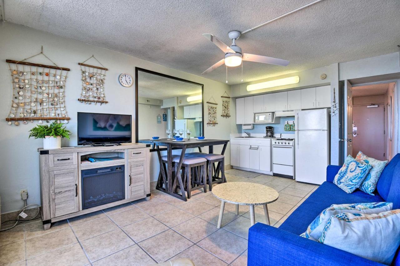 Oceanfront Resort-style Getaway - Walk To Beach! * Daytona Beach