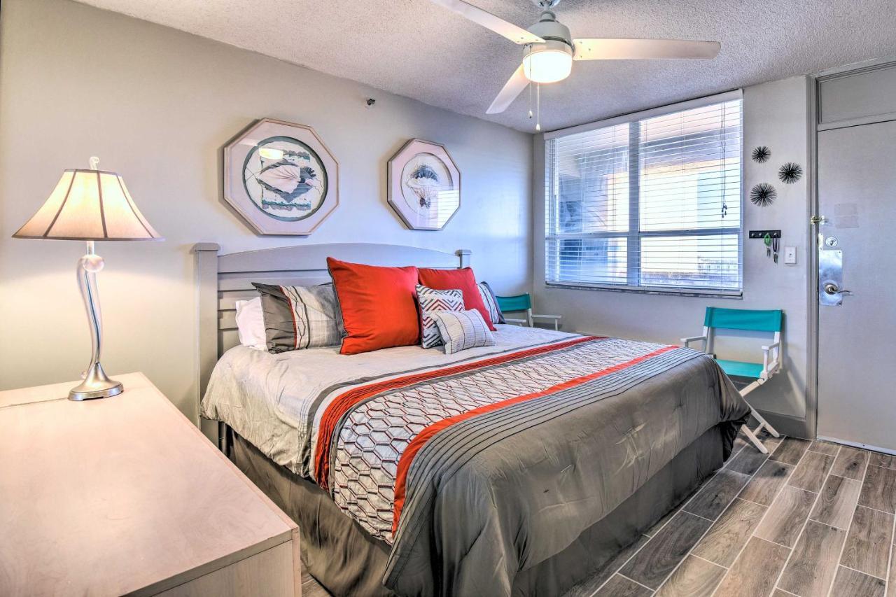 Oceanfront Resort-style Getaway - Walk To Beach! Apartment