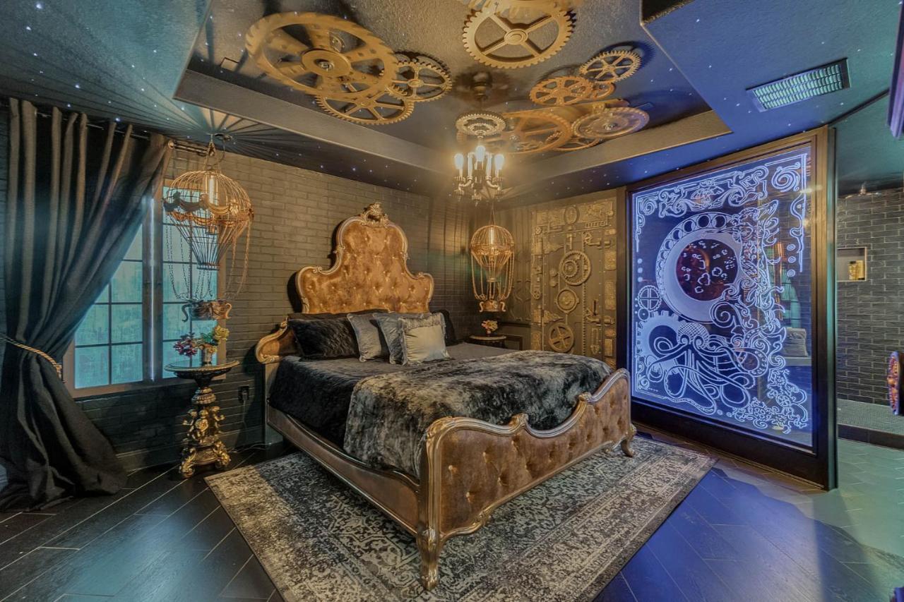 Holiday home Gorgeous Custom 6bd Hm Loaded With Amenities Themed Rooms, Private Pool