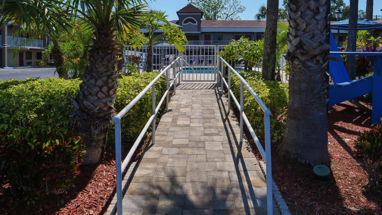 Hotel South & Tampa