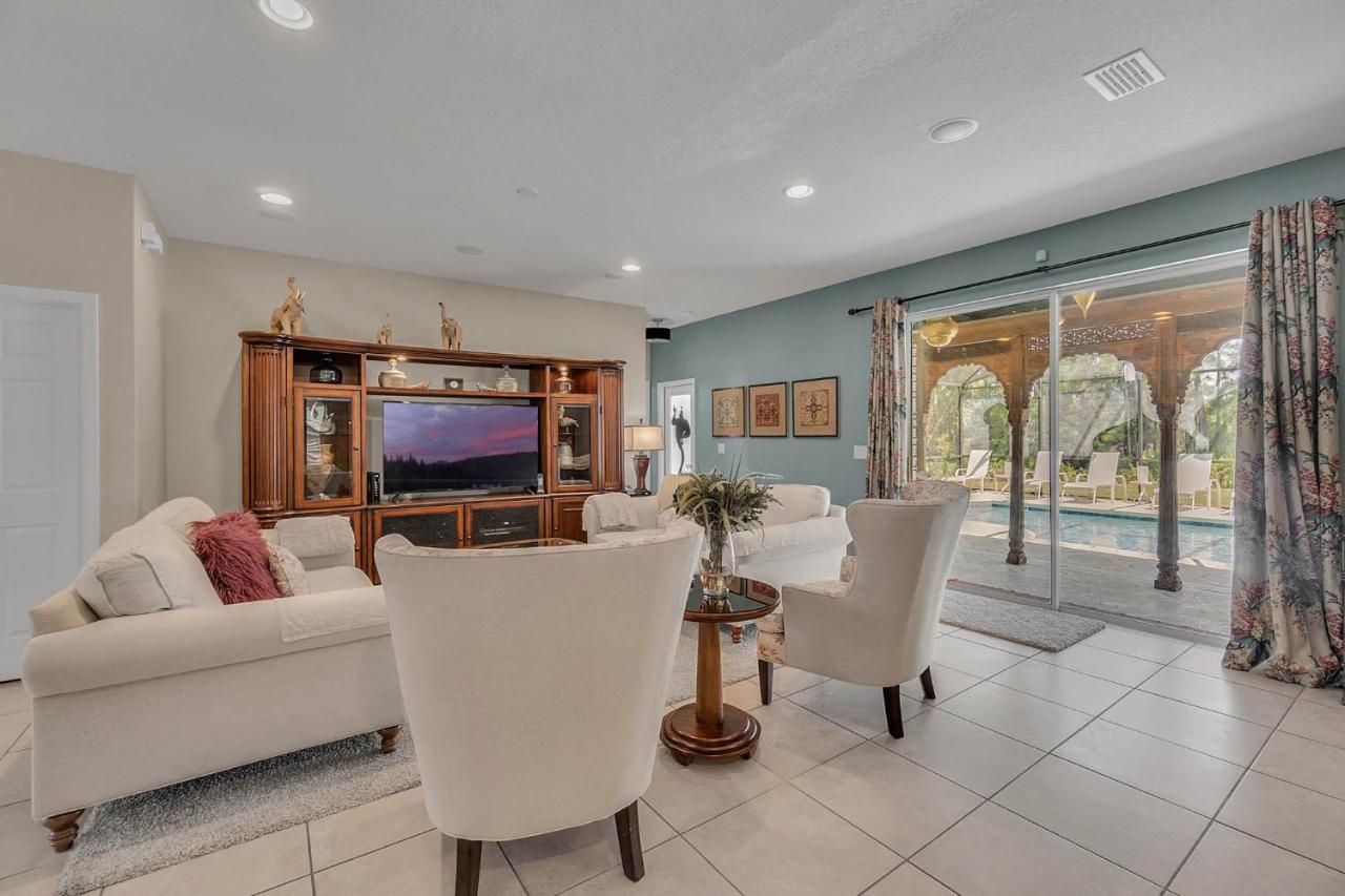 Holiday home Gorgeous Custom 6bd Hm Loaded With Amenities Themed Rooms, Private Pool Davenport