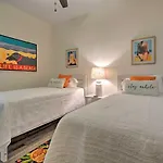Bright Condo With Pool, 3 Blocks To Santa Rosa Beach