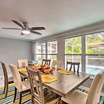 Peaceful Venice Villa With Patio - 2 Miles To Beach!