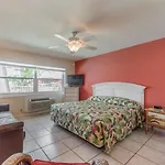 117 Surf Song Resort