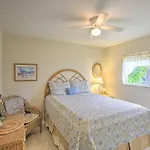 Quiet Home With Backyard And Grill In Cape Coral!