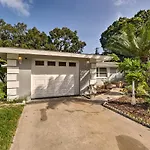Peaceful Venice Villa With Patio - 2 Miles To Beach!