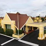 The Hollywood Gateway Inn