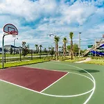 Splendid Thematic 2Br With Waterpark