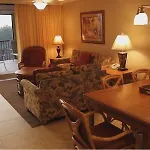 Eagle\'S Nest Beach Resort