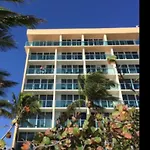 Jupiter Beach Resort & Spa