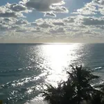 Jupiter Beach Resort & Spa
