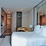 Aluna Lux Suites At Sls Lux Brickell Building