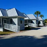 Shalimar Cottages And Motel