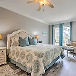 30A Retreat With Patio And Resort Amenities!