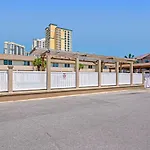 Sugar Beach F-26