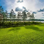 Swiss 101 - Lake Olsen