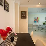 Hollywood Beach Apartment