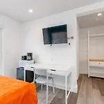 The Mariner Suites Hollywood