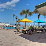 Beach Getaway 2 Queen Bed Studio 809
