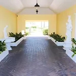 Berkshire On The Ocean By Vri Resort