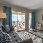 421-Fully Renovated, Wifi, Pool, Amazing Views, Near Bucs Stadium