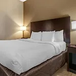 Comfort Inn & Suites Deland - Near University