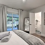 The Melrose Sarasota With Large Private Lanai