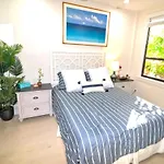 Tropical Beach Condo - Pool, Shops, 86\