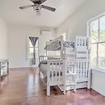 Charming 100-Year-Old Home Less Than 1 Mi To Downtown