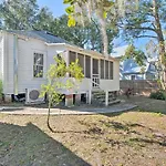 Charming 100-Year-Old Home Less Than 1 Mi To Downtown
