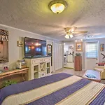 Artistic Bradenton Studio 8 Mi To Beaches!