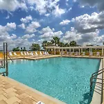 Home In The Villages With Lanai And Private Hot Tub!