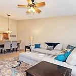 Village Des Pins 3645, 2 Bedrooms, Pool Access, Wifi, Hot Tub, Sleeps 4