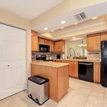 Village Des Pins 3645, 2 Bedrooms, Pool Access, Wifi, Hot Tub, Sleeps 4
