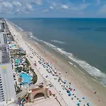 Ocean Walk 609, 1 Bedroom, Ocean View, Pools, Lazy River, Sleeps 5