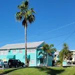 La Villa Resort