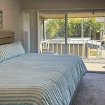 Condo With Pool Access Less Than 4 Miles To Siesta Key Beach