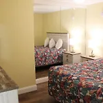 Holiday Shores Beach Club