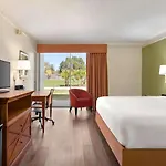 Baymont By Wyndham Daytona Beach - Intl Speedway