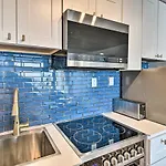 Oceanfront, Fourth-Floor Condo On Daytona Beach!