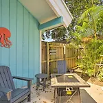 Cape Canaveral Cottage With Pool - Walk To Beach!