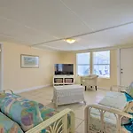 Surfside Oceanfront Cottage With Beach Access!